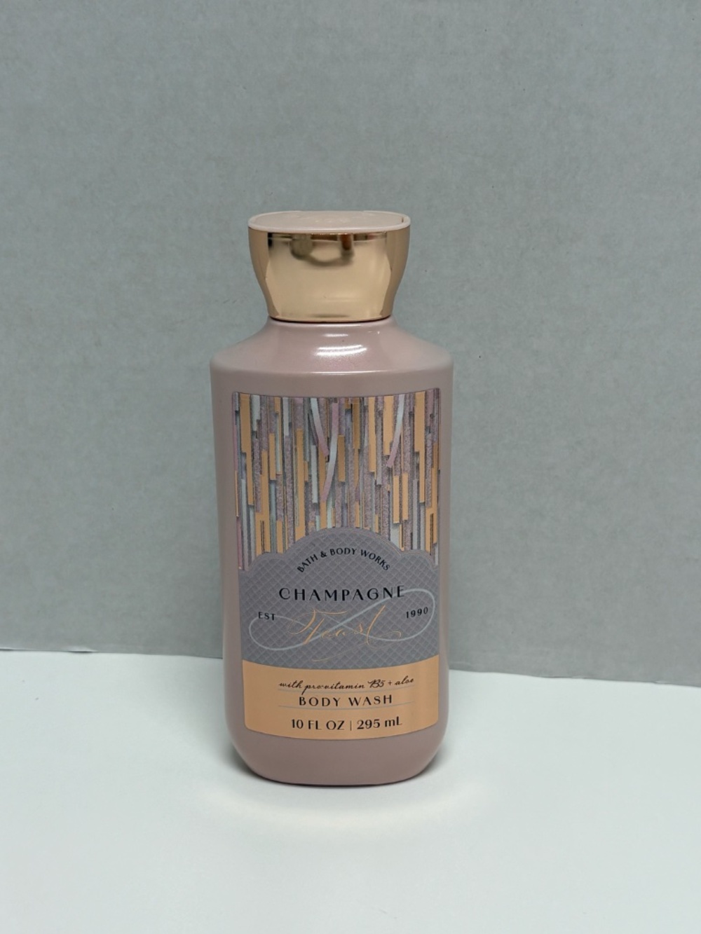 Bath and Body Works Body Wash Champagne‎ Toast - 10 Fl Oz / 295ml.